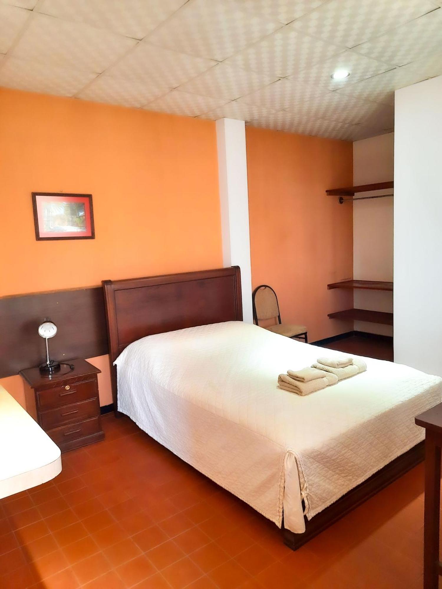 Cittadella Hostal スクレ エクステリア 写真