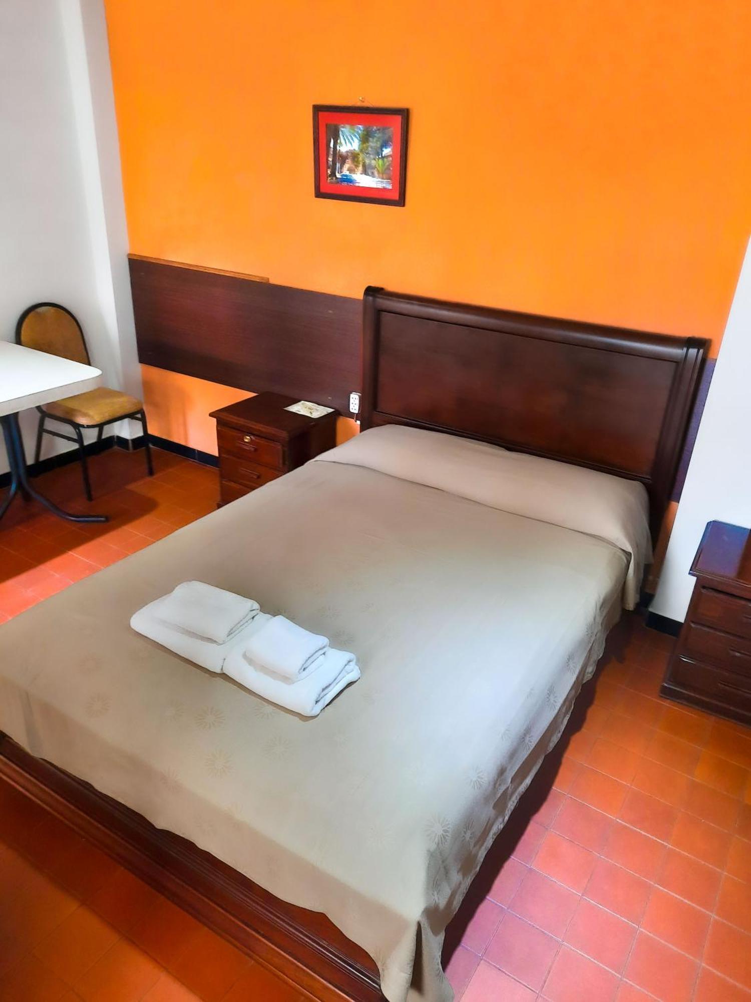 Cittadella Hostal スクレ エクステリア 写真