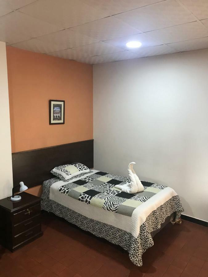 Cittadella Hostal スクレ エクステリア 写真